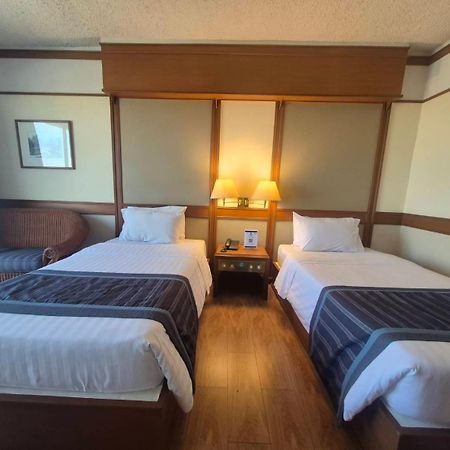 Cholchan Pattaya Beach Resort - Sha Extra Plus Eksteriør billede