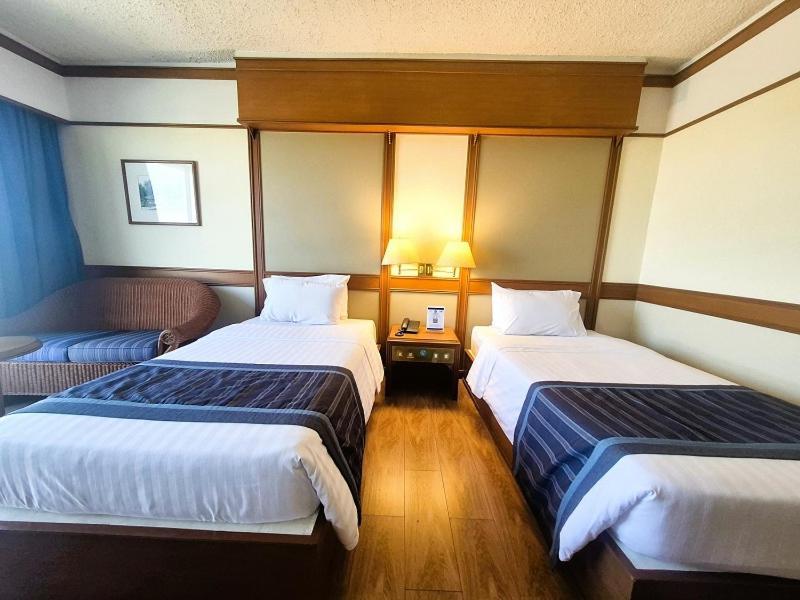 Cholchan Pattaya Beach Resort - Sha Extra Plus Eksteriør billede